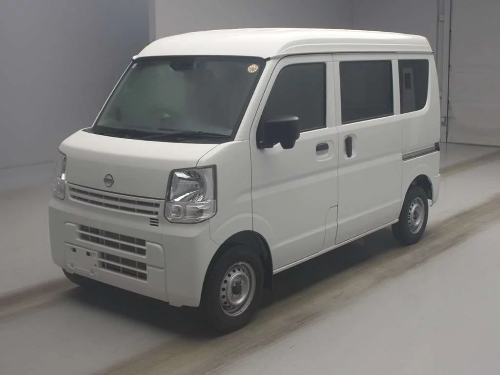 Nissan NV100 Clipper DR17V 2026